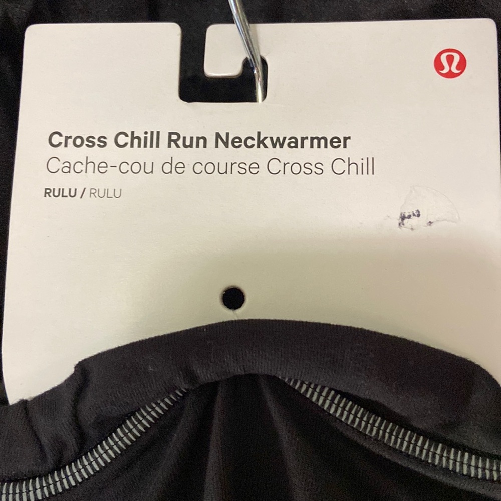Lululemon Cross Chill Run Neckwarmer